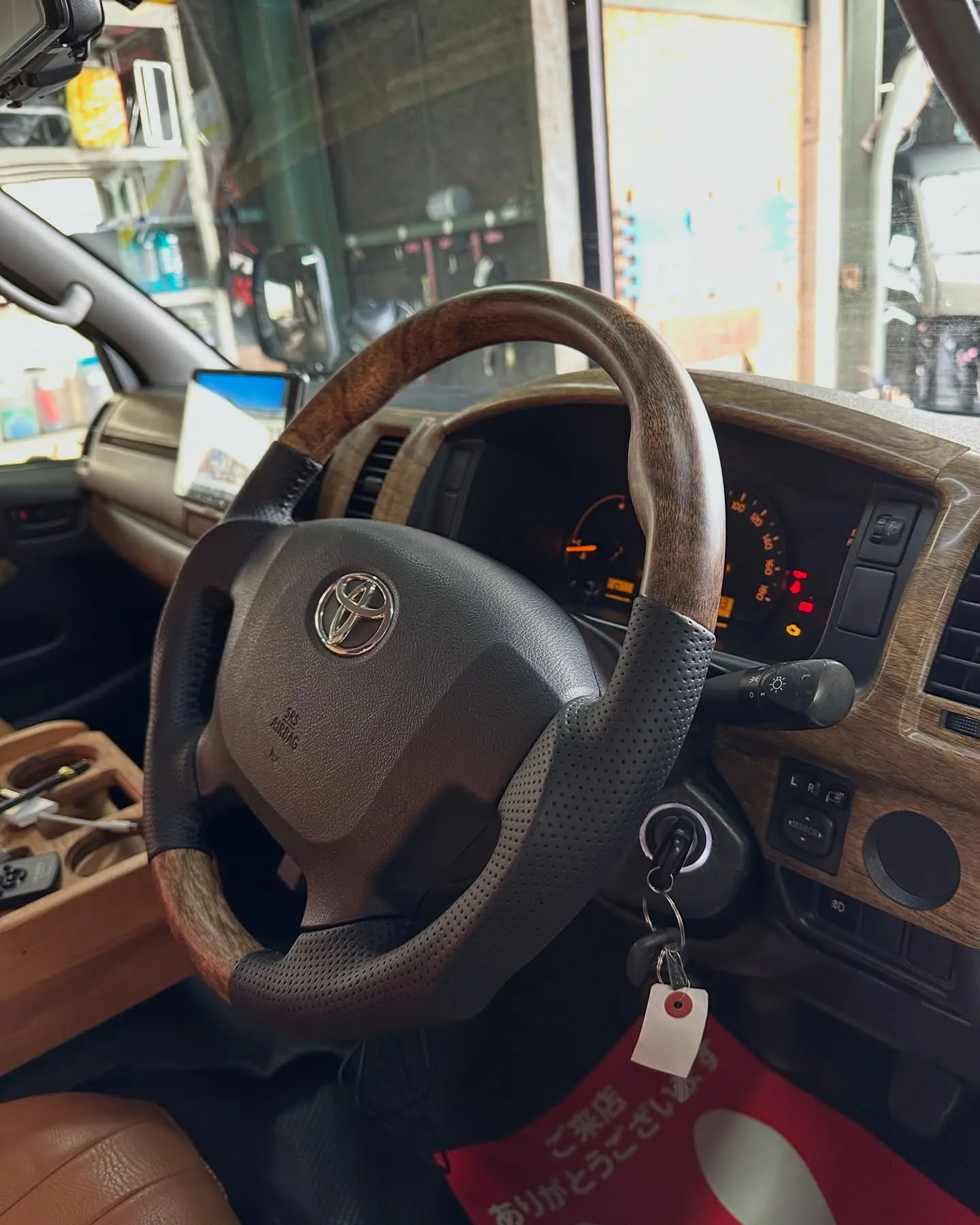 ☆ハイエース☆カスタム☆愛知☆