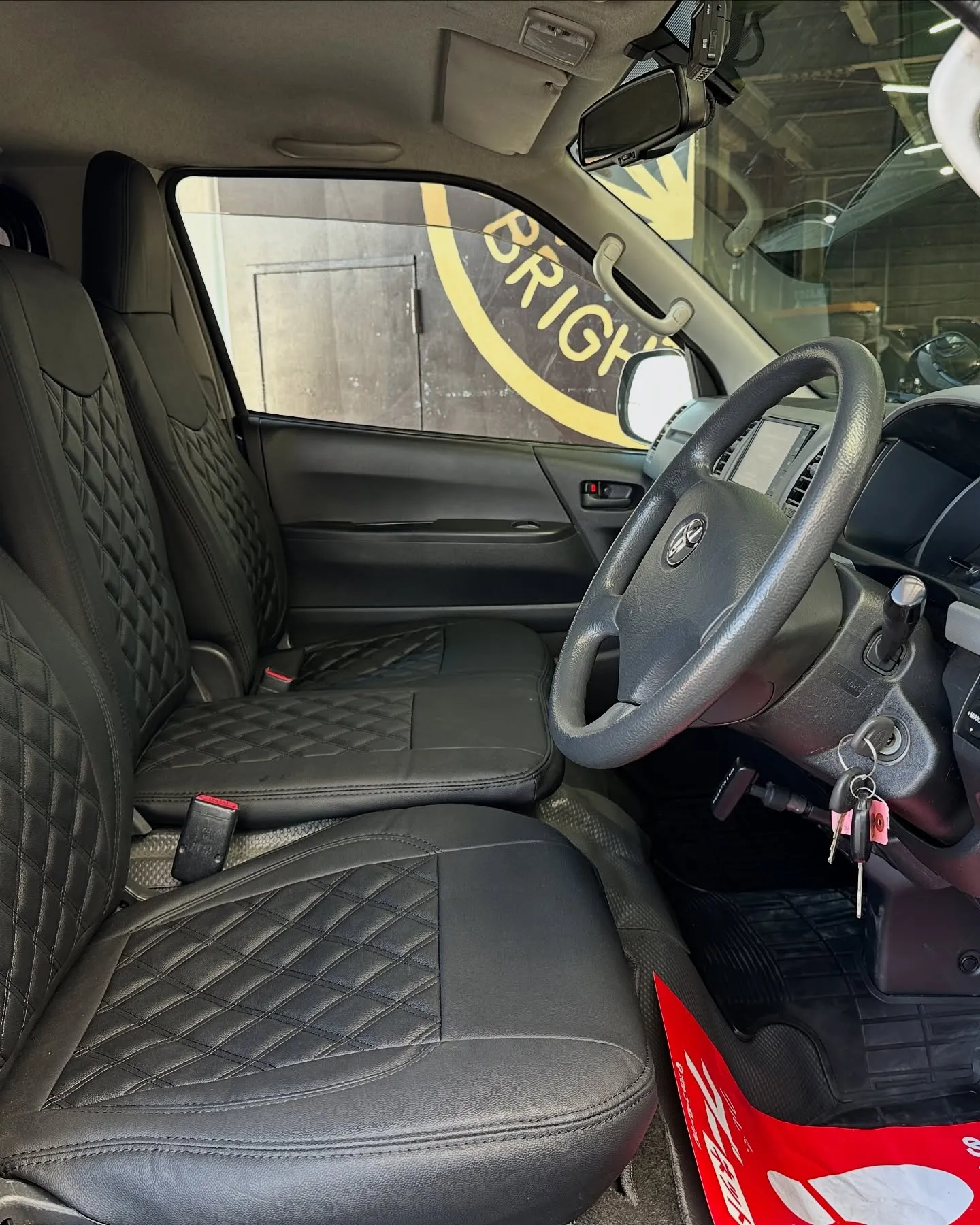 ☆ハイエース☆カスタム☆愛知☆