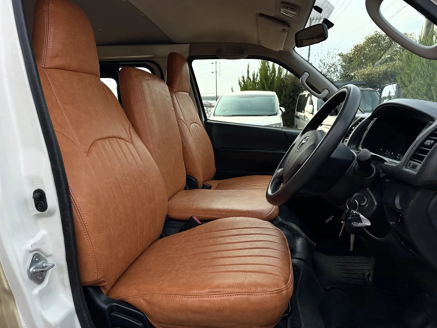 ☆ハイエース☆レジアスエース☆カスタム☆愛知☆