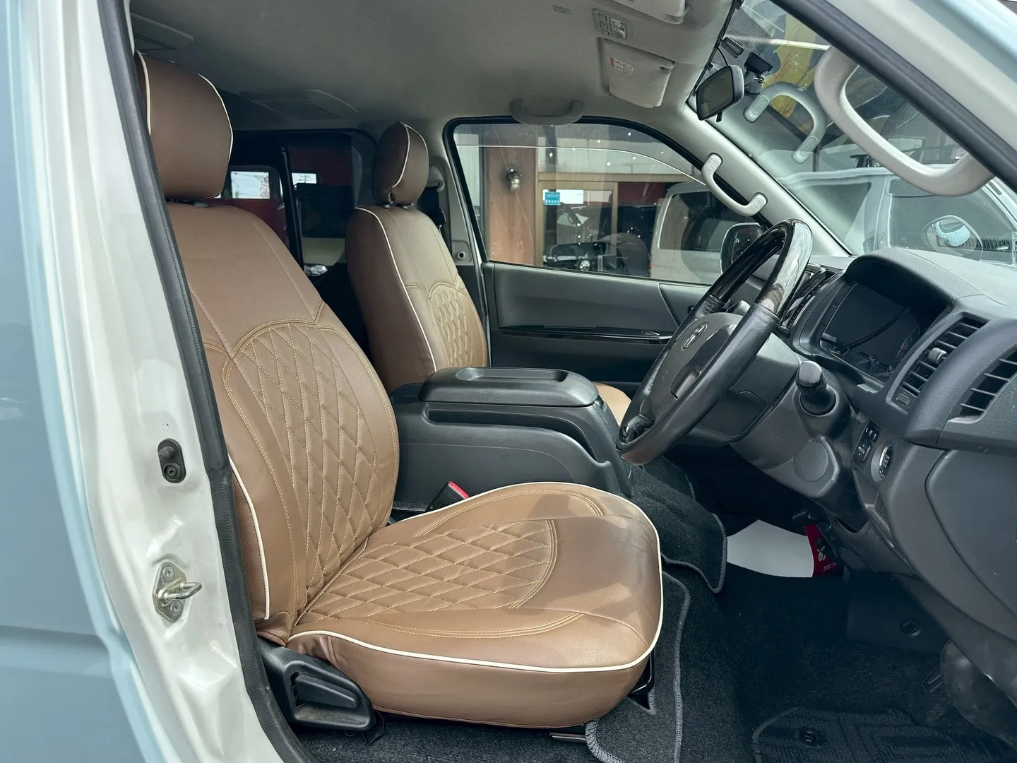 ☆ハイエース☆カスタム☆愛知☆